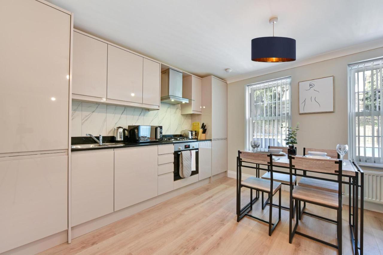 Deanway Serviced Apartments Chalfont St Giles By 360Stays Buitenkant foto